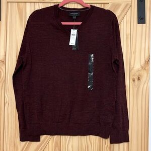 Banana Republic sweater. NWT size large